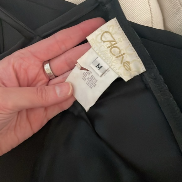 Cache Mini Dress - Picture 7 of 8